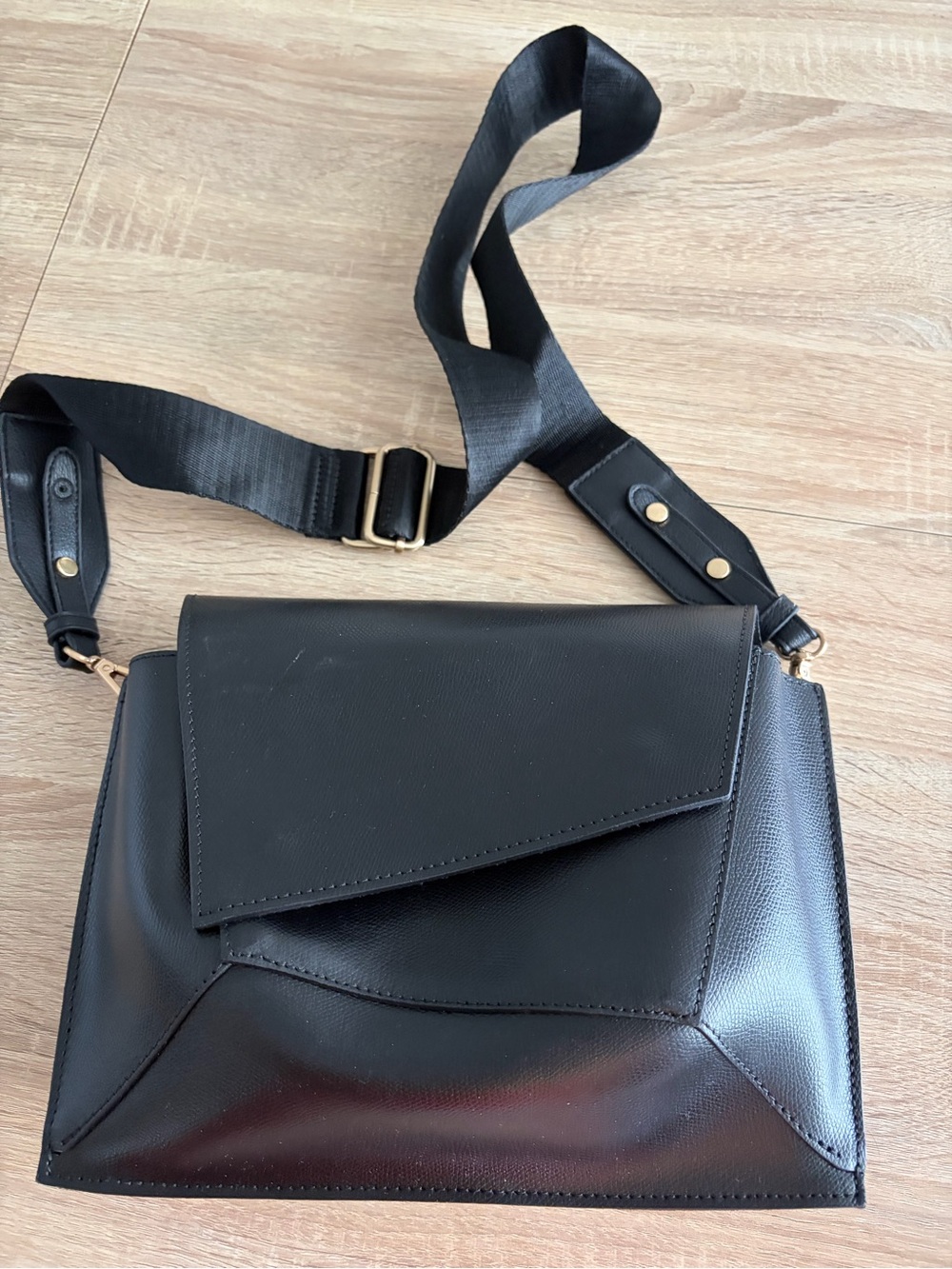 Classic Black Leather Crossbody with Wide Adjustable Strap